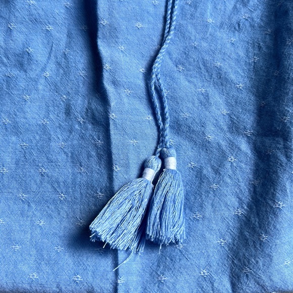 XL Old Navy Off The Shoulder Dress - Embroidered - Picture 4 of 5